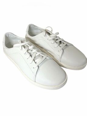 OluKai Women's Pehuea Li Ili Sneaker 6.5
